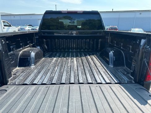 Used 2024 Chevrolet Silverado 1500 LT AWD/4WD image 12
