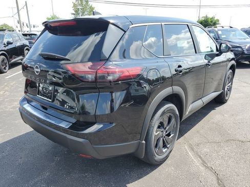 New 2026 Nissan Rogue SV w/ Cold Weather Package AWD/4WD image 7