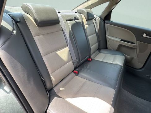 Used 2008 Mercury Sable AWD Sedan image 16