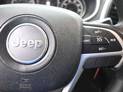 Used 2014 Jeep Cherokee Sport FWD image 14