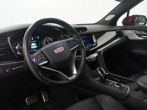 Used 2021 Cadillac XT6 Sport image 30