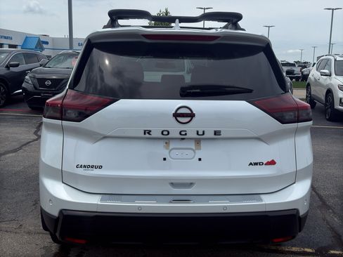 Used 2025 Nissan Rogue SV w/ Rock Creek Premium Package AWD/4WD image 7
