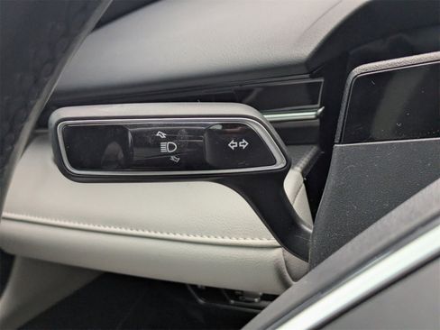 Used 2024 Lincoln Nautilus Premier w/ Equipment Group 102A image 33