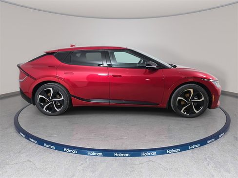 Used 2022 Kia EV6 GT-Line w/ GT-Line Suede Seat Package image 5