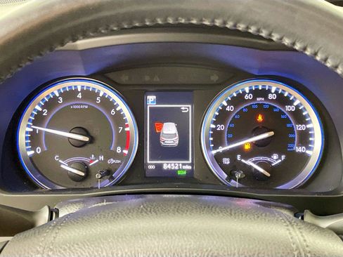 Used 2018 Toyota Highlander XLE AWD/4WD image 20