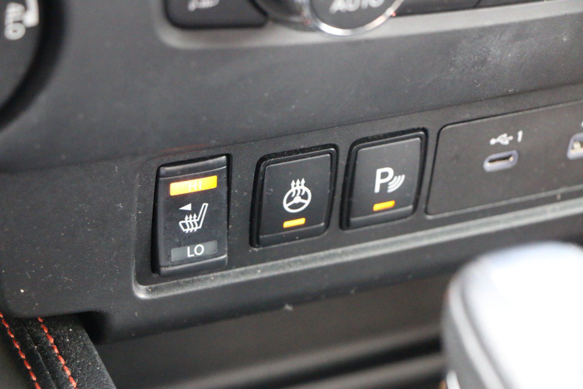 Used 2024 Nissan Frontier PRO-4X w/ Pro Premium Package AWD/4WD image 28