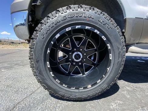 Used 2005 Ford F250 XL AWD/4WD image 10