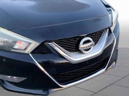 Used 2017 Nissan Maxima Platinum FWD image 28