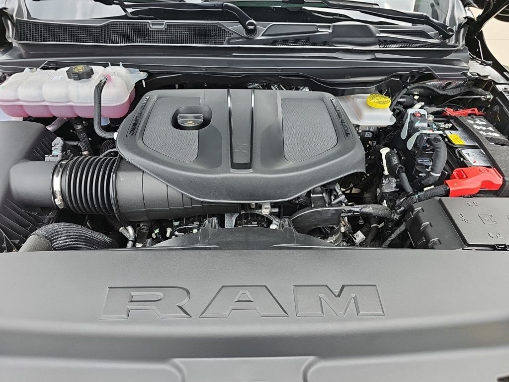 Used 2026 RAM 1500 Big Horn AWD/4WD image 38