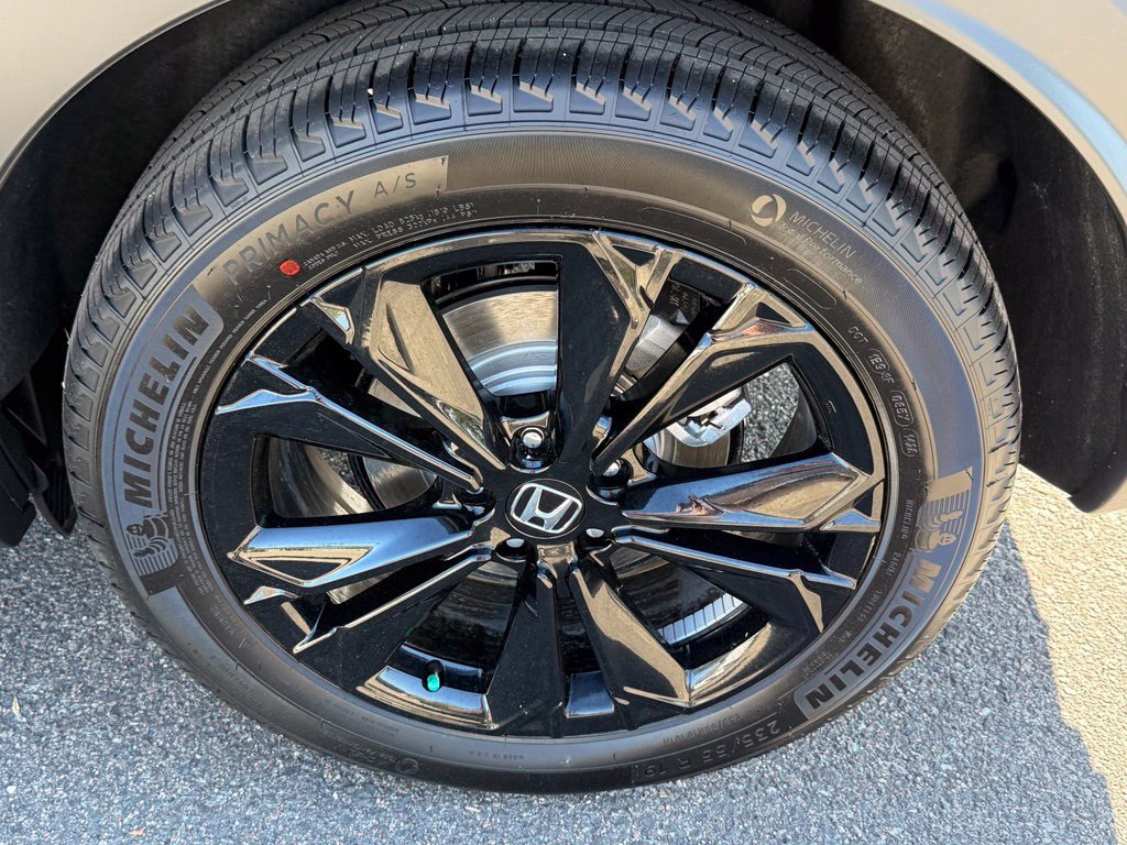 Certified 2026 Honda CR-V Sport Touring image 12