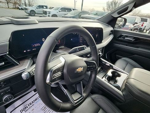 Used 2025 Chevrolet Tahoe LT w/ Comfort Package image 10