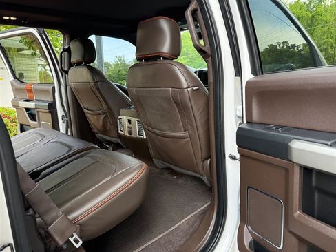 Used 2016 Ford F150 King Ranch w/ Equipment Group 601A Luxury AWD/4WD image 15