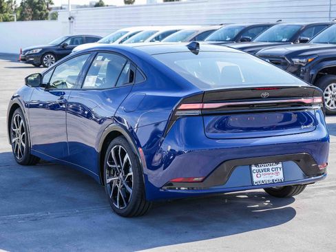 New 2026 Toyota Prius XSE image 9