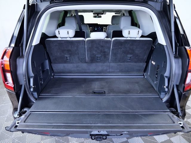 Certified 2025 Ford Expedition Active AWD/4WD image 9