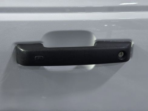 New 2026 Ford Bronco Outer Banks AWD/4WD image 16