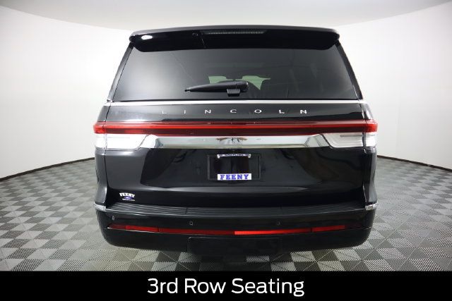 Used 2023 Lincoln Navigator L Reserve w/ Equipment Group 201A AWD/4WD image 3