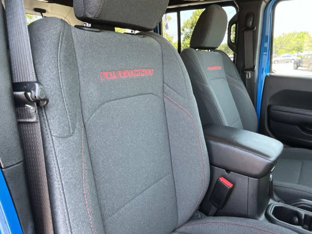 Used 2024 Jeep Wrangler Unlimited Rubicon AWD/4WD image 23