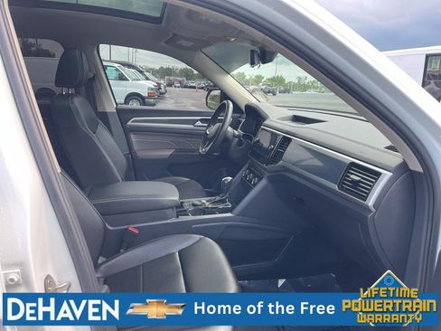Used 2023 Volkswagen Atlas SEL R-Line AWD/4WD image 27