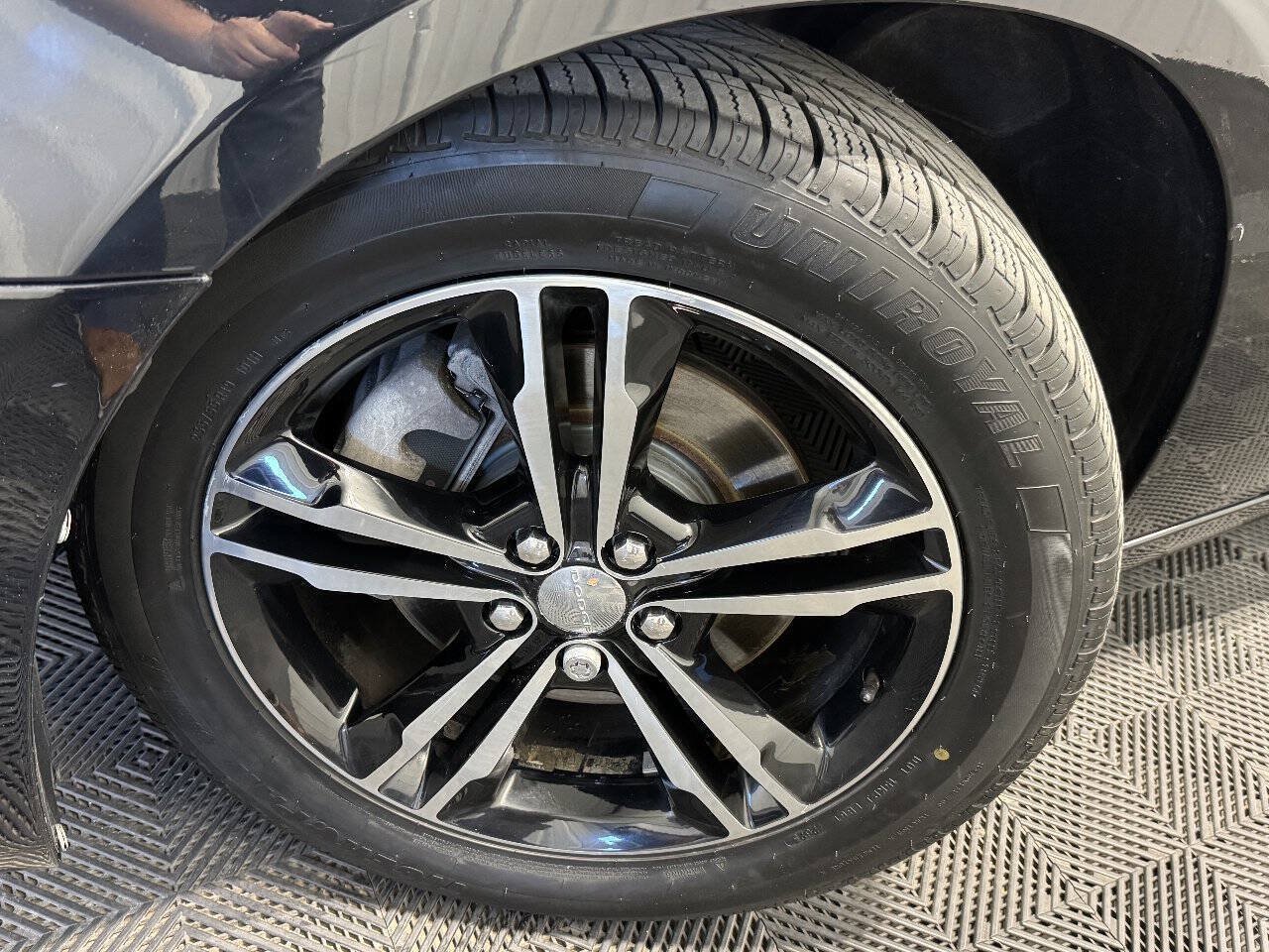 Used 2014 Dodge Charger R/T AWD/4WD image 38