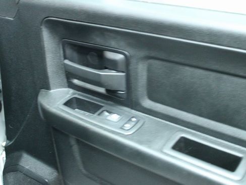 Used 2018 RAM 1500 Express w/ Express Value Package image 10