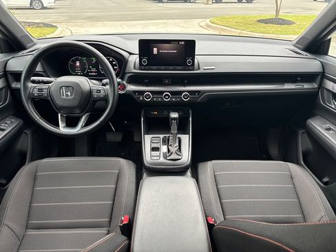 Used 2025 Honda CR-V Sport image 16