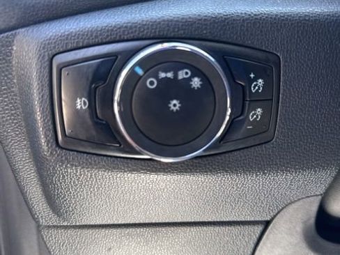 Used 2019 Ford EcoSport SE w/ SE Convenience Package image 18