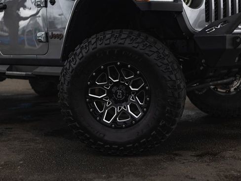 Used 2020 Jeep Gladiator Rubicon image 4