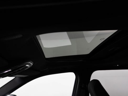 New 2025 Jeep Grand Cherokee Laredo X image 23