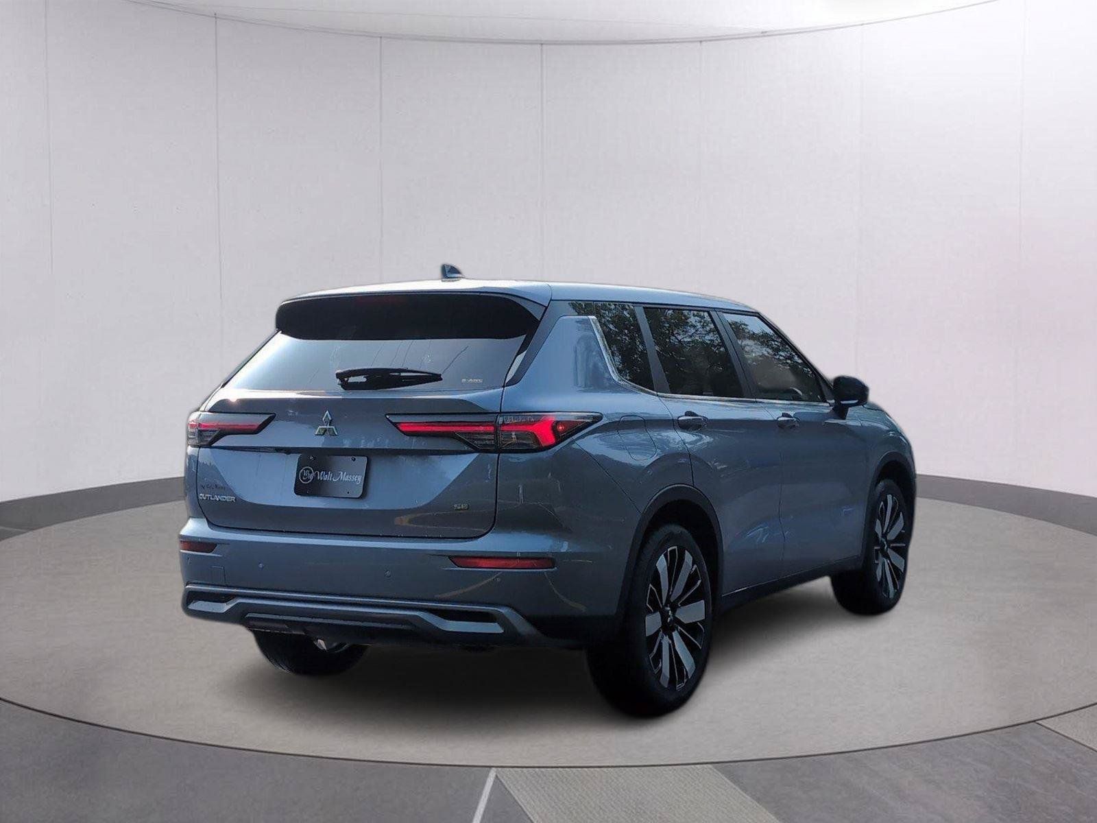 Used 2026 Mitsubishi Outlander SE AWD/4WD image 6