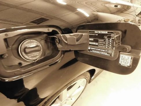 Used 2014 Mercedes-Benz C 250 Coupe image 24