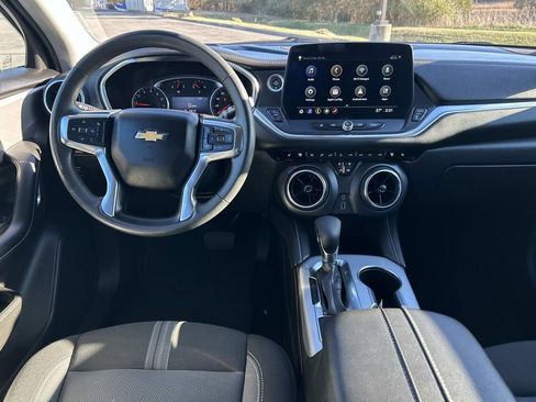 Used 2024 Chevrolet Blazer LT image 16