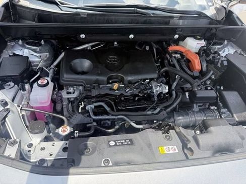 Used 2023 Toyota RAV4 SE AWD/4WD image 25