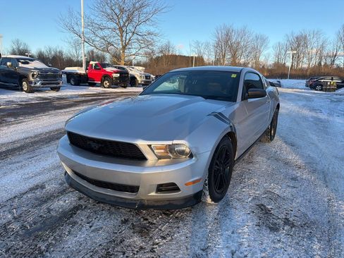 Used 2012 Ford Mustang Coupe image 4