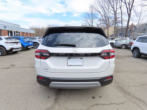 Certified 2023 Honda Pilot EX-L image 5