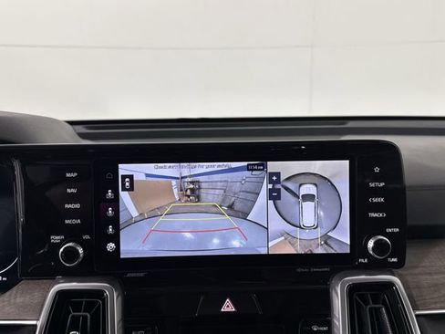 Certified 2023 Kia Sorento SX Prestige AWD/4WD image 8