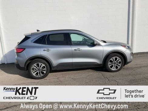 Used 2022 Ford Escape SEL image 3