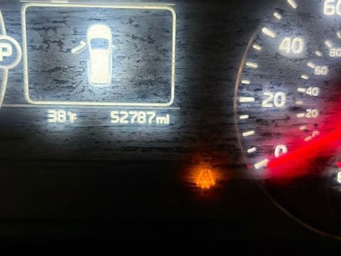 Used 2017 Kia Sorento LX image 15