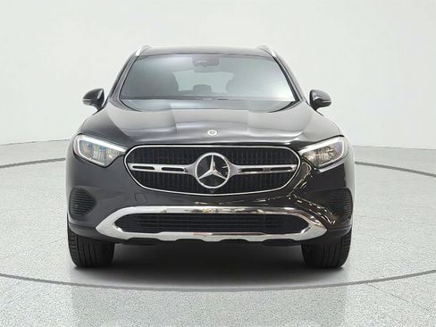 Used 2024 Mercedes-Benz GLC 300 image 2