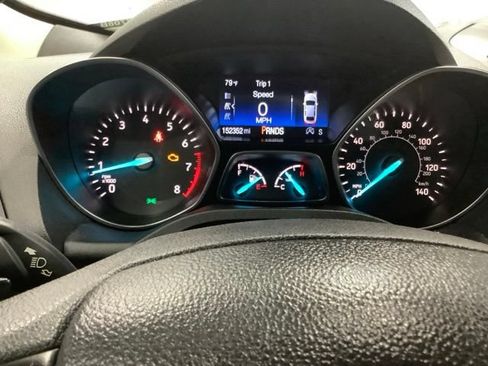 Used 2017 Ford Escape SE w/ Equipment Group 201A FWD image 15