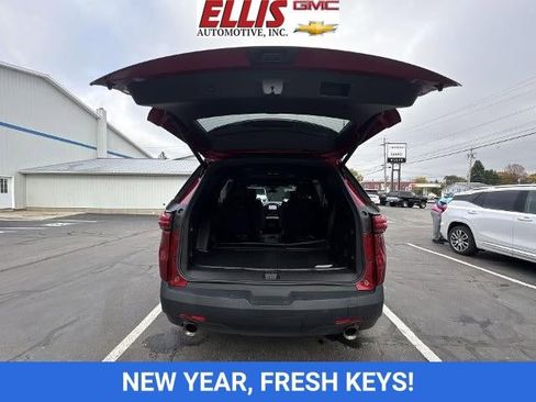 Used 2023 Chevrolet Traverse RS w/ LPO, Floor Liner Package image 27