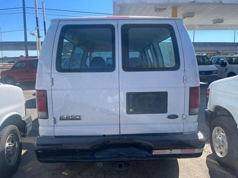 Used 2008 Ford E-250 and Econoline 250 image 2
