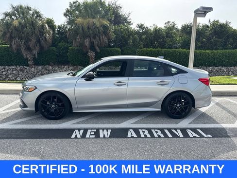 Used 2024 Honda Civic Sport image 2