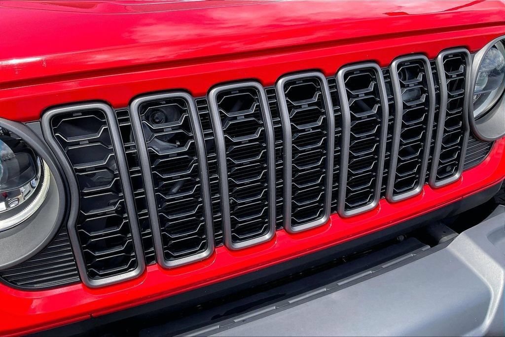 Used 2024 Jeep Wrangler Unlimited Rubicon w/ Safety Group AWD/4WD image 34