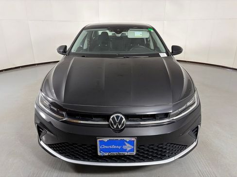 Used 2025 Volkswagen Jetta S FWD image 3