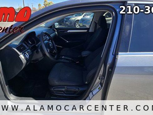 Used 2016 Volkswagen Passat 1.8T S image 29