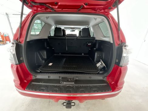 Used 2022 Toyota 4Runner Limited AWD/4WD image 24