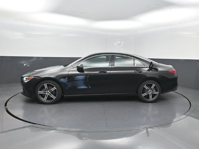 Used 2020 Mercedes-Benz CLA 250 w/ Premium Package image 3