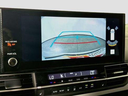 Certified 2025 Toyota Sienna XLE w/ XLE Plus Package AWD/4WD image 15