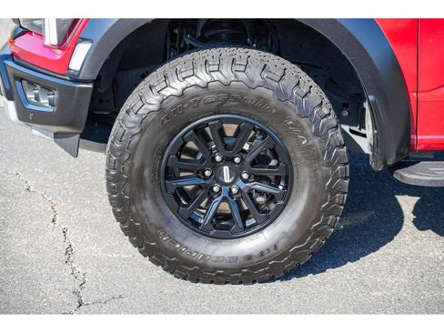 Used 2025 Ford F150 Raptor AWD/4WD image 9
