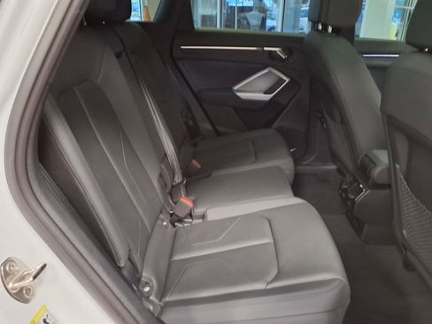 Used 2024 Audi Q3 2.0T Premium AWD/4WD image 13